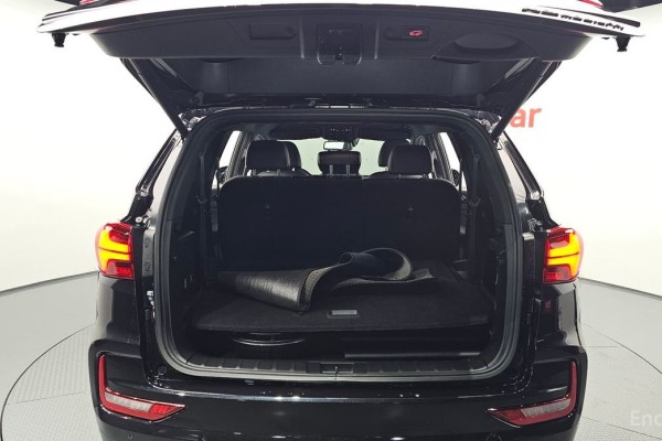 2023 SsangYong Rexton с пробегом 15 341 км