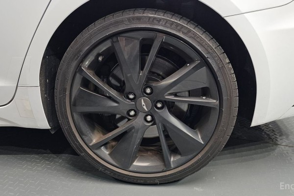 2022 Genesis G70 с пробегом 54 949 км