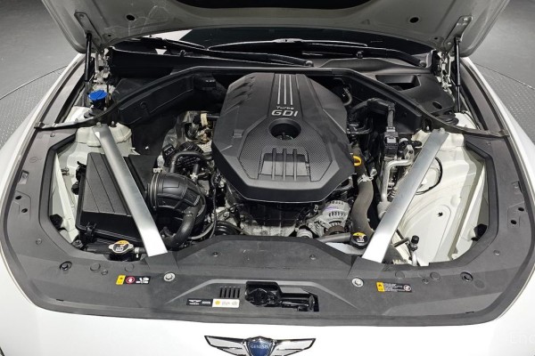 2022 Genesis G70 с пробегом 54 949 км