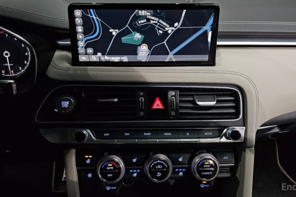 2022 Genesis G70 с пробегом 54 949 км