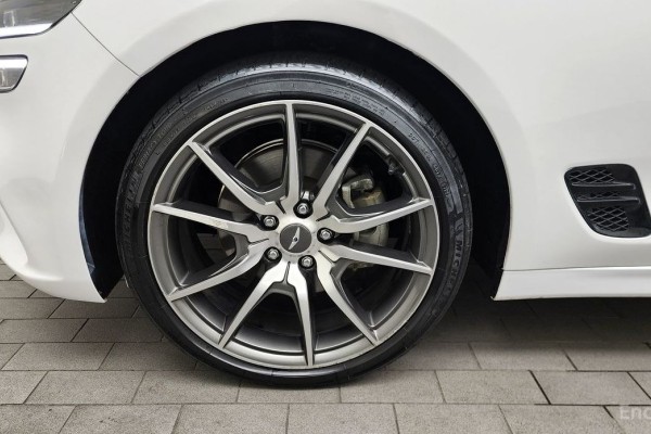 2022 Genesis G70 с пробегом 43 706 км