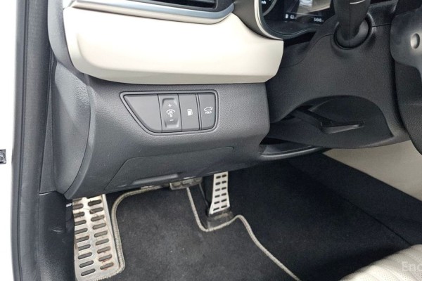 2022 Genesis G70 с пробегом 54 949 км