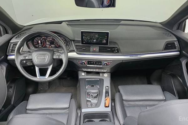 2020 Audi Q5 с пробегом 119 647 км