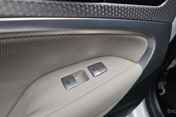 2022 Genesis G70 с пробегом 54 949 км