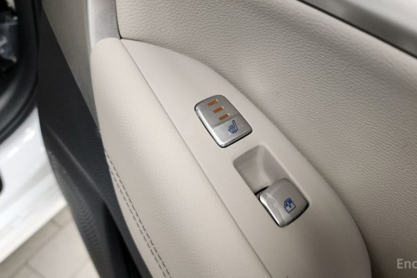 2022 Genesis G70 с пробегом 43 706 км