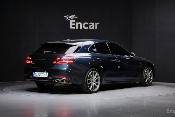 2022 Genesis G70 с пробегом 75 670 км