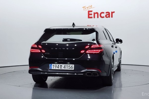 2022 Genesis G70 с пробегом 84 233 км