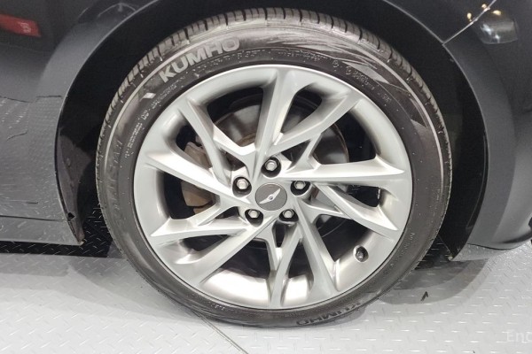 2022 Genesis G70 с пробегом 84 233 км