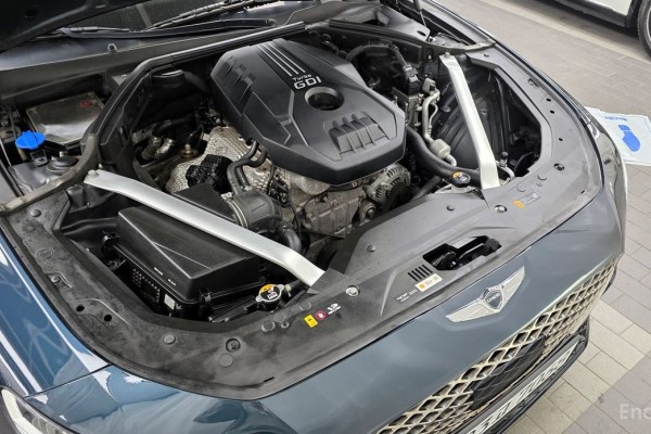 2022 Genesis G70 с пробегом 75 670 км