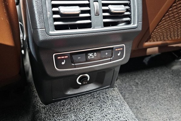 2020 Audi Q5 с пробегом 118 364 км