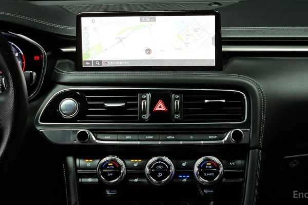 2022 Genesis G70 с пробегом 55 642 км