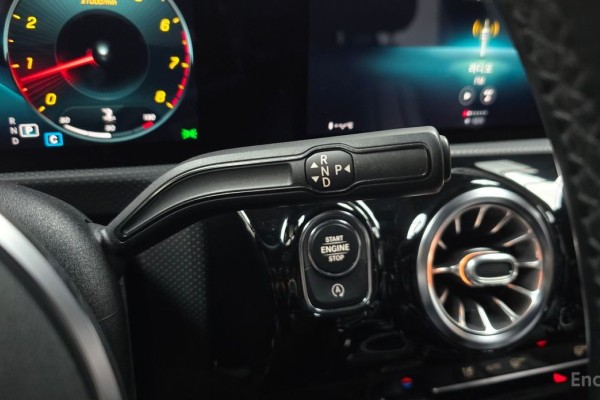 2021 Mercedes-Benz A-Класс с пробегом 92 996 км