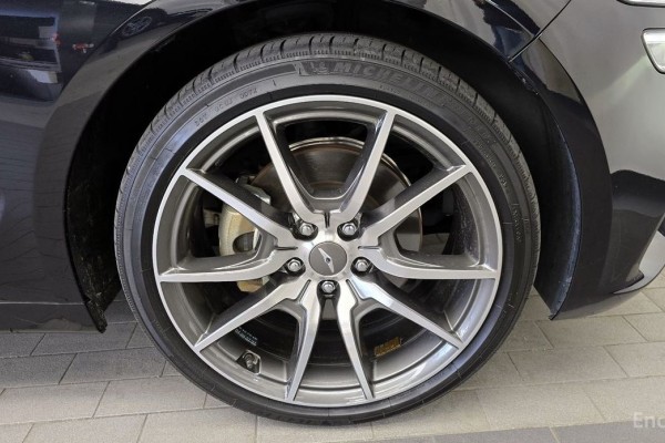 2022 Genesis G70 с пробегом 62 514 км