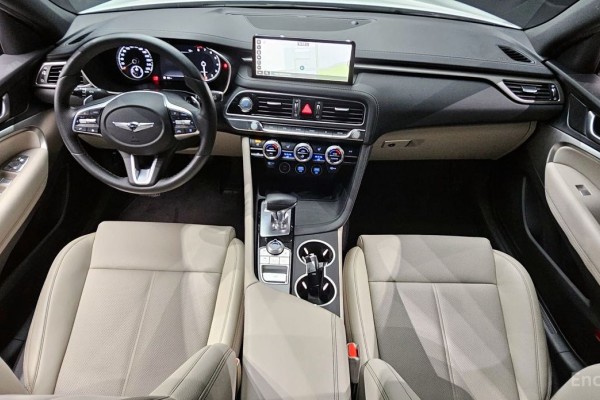 2022 Genesis G70 с пробегом 53 995 км
