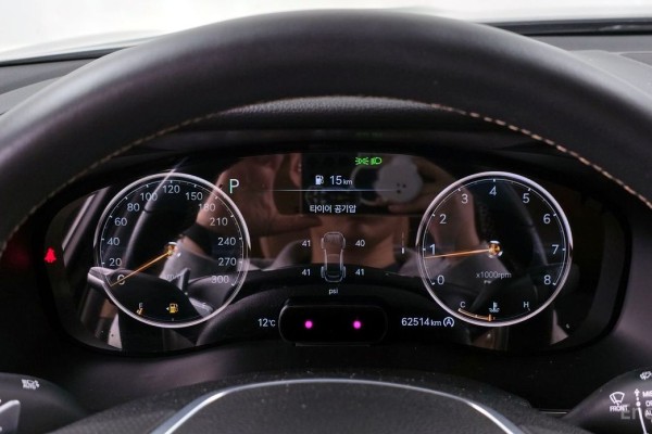 2022 Genesis G70 с пробегом 62 514 км