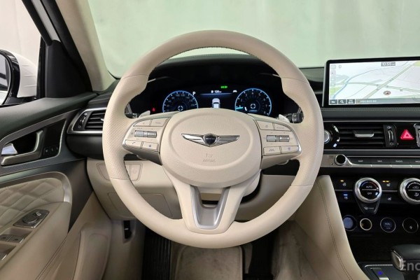 2022 Genesis G70 с пробегом 40 332 км