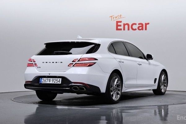 2022 Genesis G70 с пробегом 54 620 км