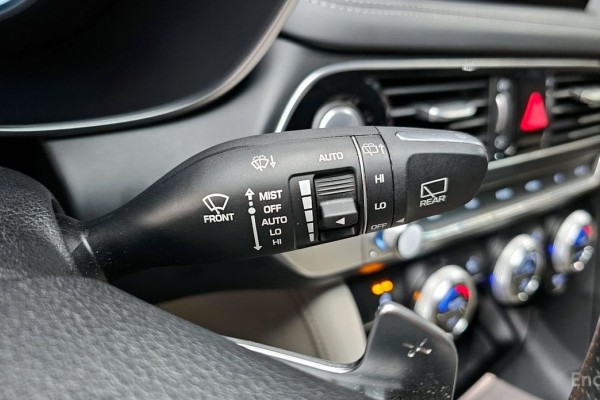 2022 Genesis G70 с пробегом 53 995 км