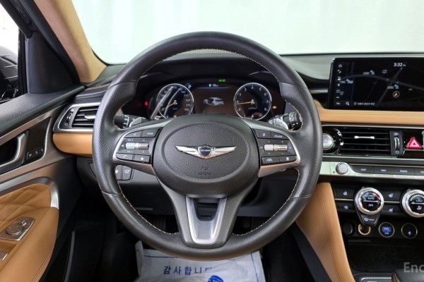 2022 Genesis G70 с пробегом 62 514 км