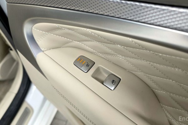 2022 Genesis G70 с пробегом 40 332 км