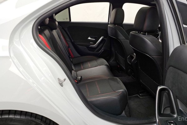 2021 Mercedes-Benz A-Класс с пробегом 63 248 км