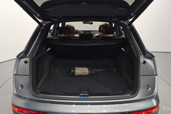 2020 Audi Q5 с пробегом 26 459 км