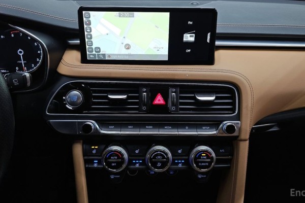 2022 Genesis G70 с пробегом 81 584 км