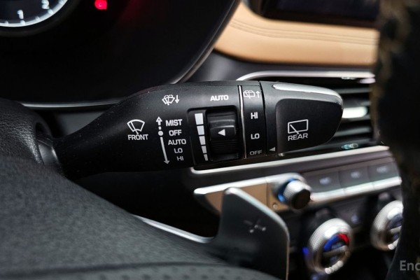 2022 Genesis G70 с пробегом 81 584 км