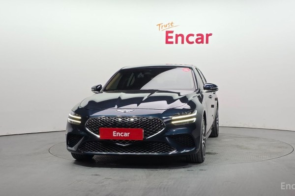 2022 Genesis G70 с пробегом 80 986 км