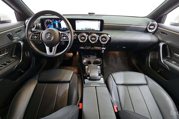 2021 Mercedes-Benz A-Класс с пробегом 97 213 км