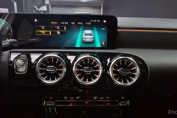 2022 Mercedes-Benz A-Класс с пробегом 56 150 км