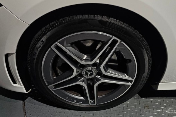 2022 Mercedes-Benz A-Класс с пробегом 53 686 км