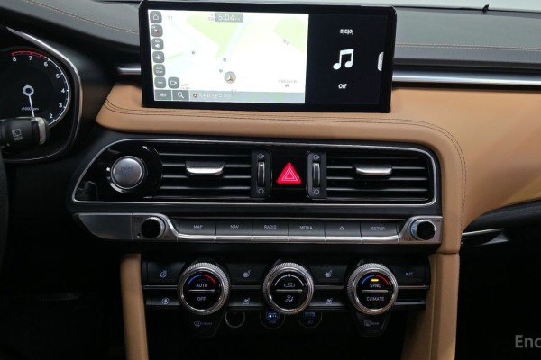 2022 Genesis G70 с пробегом 74 521 км