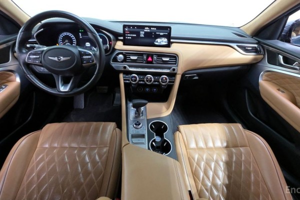 2022 Genesis G70 с пробегом 80 986 км