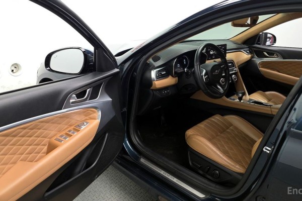 2022 Genesis G70 с пробегом 83 823 км