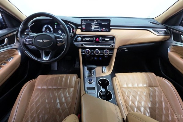 2022 Genesis G70 с пробегом 83 823 км