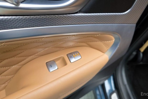 2022 Genesis G70 с пробегом 80 627 км