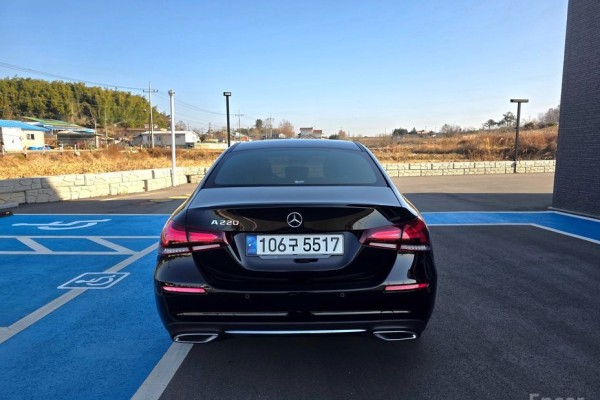 2021 Mercedes-Benz A-Класс с пробегом 61 656 км