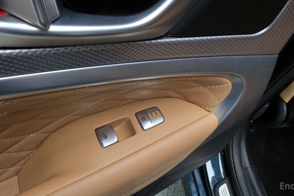 2022 Genesis G70 с пробегом 82 554 км