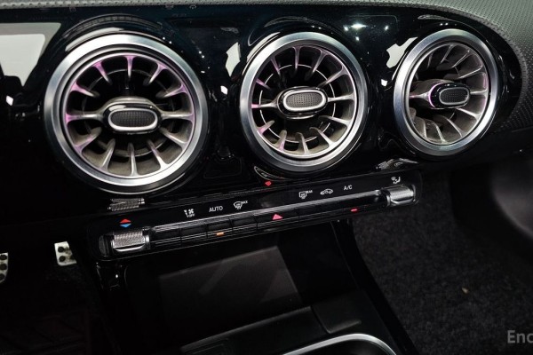 2022 Mercedes-Benz A-Класс с пробегом 53 686 км