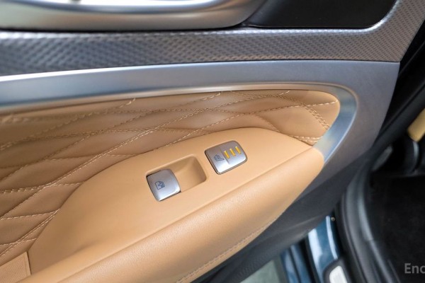 2022 Genesis G70 с пробегом 80 986 км