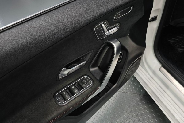 2022 Mercedes-Benz A-Класс с пробегом 53 686 км