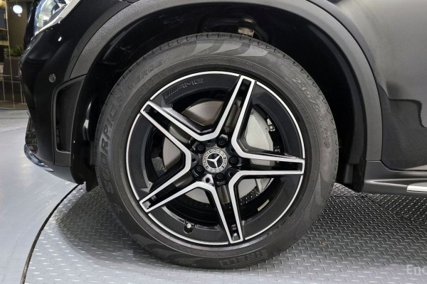 2022 Mercedes-Benz GLC с пробегом 53 645 км