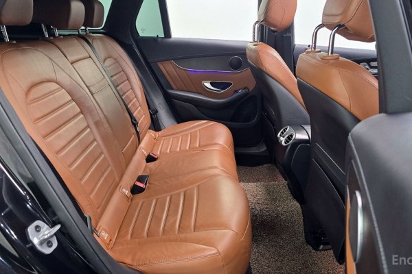 2022 Mercedes-Benz GLC с пробегом 53 645 км