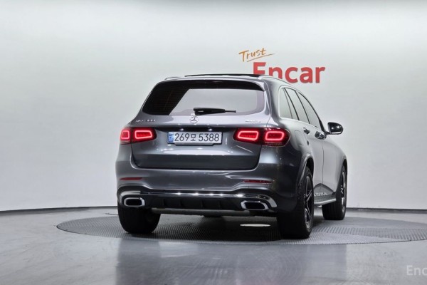 2022 Mercedes-Benz GLC с пробегом 114 520 км