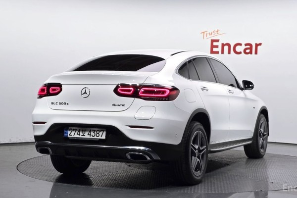 2021 Mercedes-Benz GLC с пробегом 40 620 км