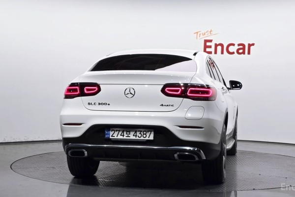 2021 Mercedes-Benz GLC с пробегом 40 620 км