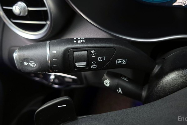 2022 Mercedes-Benz GLC с пробегом 53 645 км