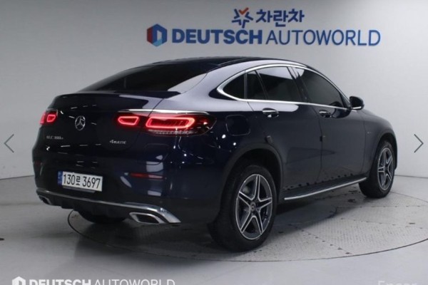 2021 Mercedes-Benz GLC с пробегом 56 042 км