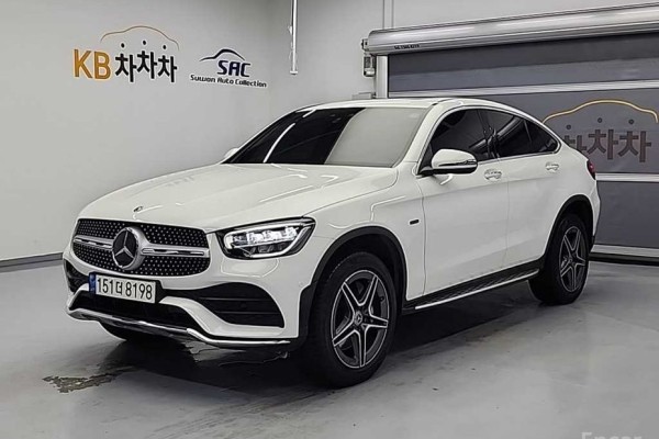 2021 Mercedes-Benz GLC с пробегом 84 117 км